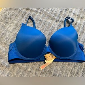 (Brand new) Blue push up bra